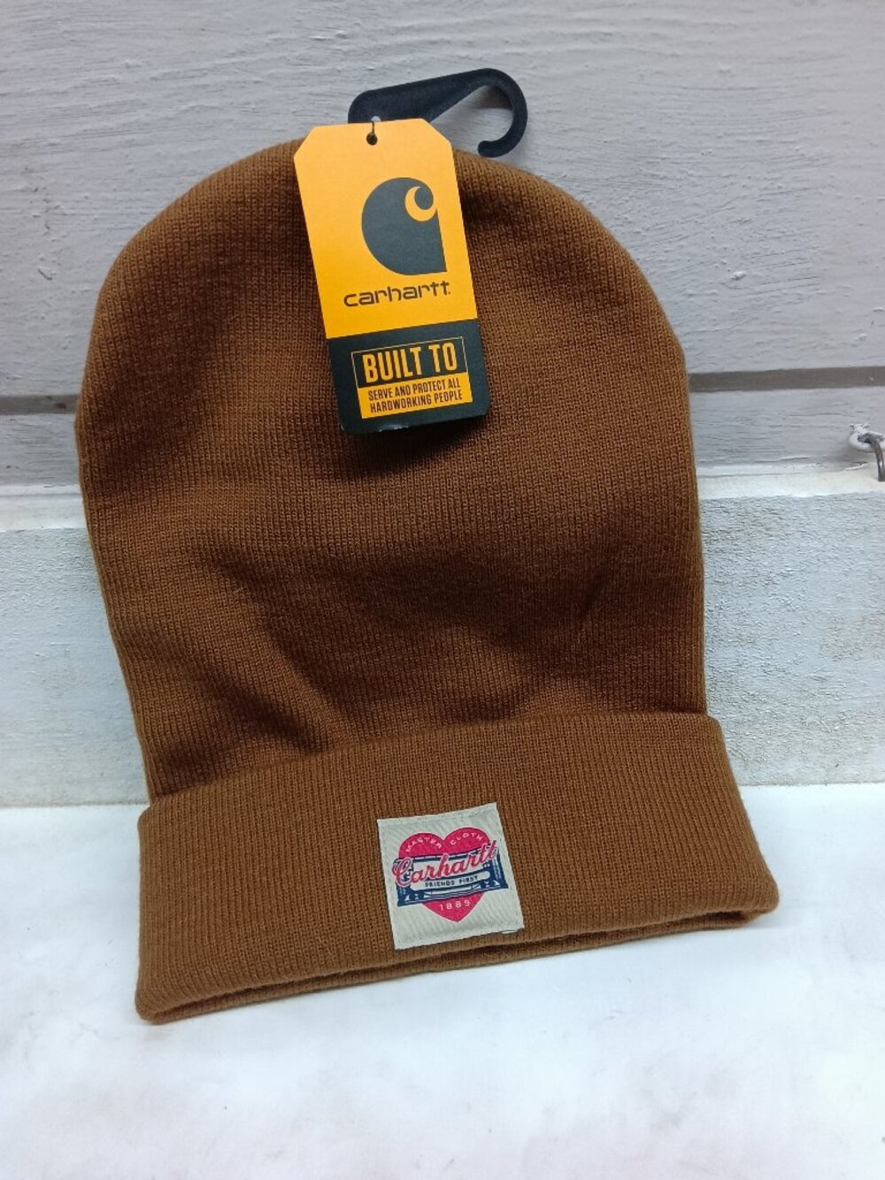 NWT CARHARTT KNIT HEART PATCH BEANIE